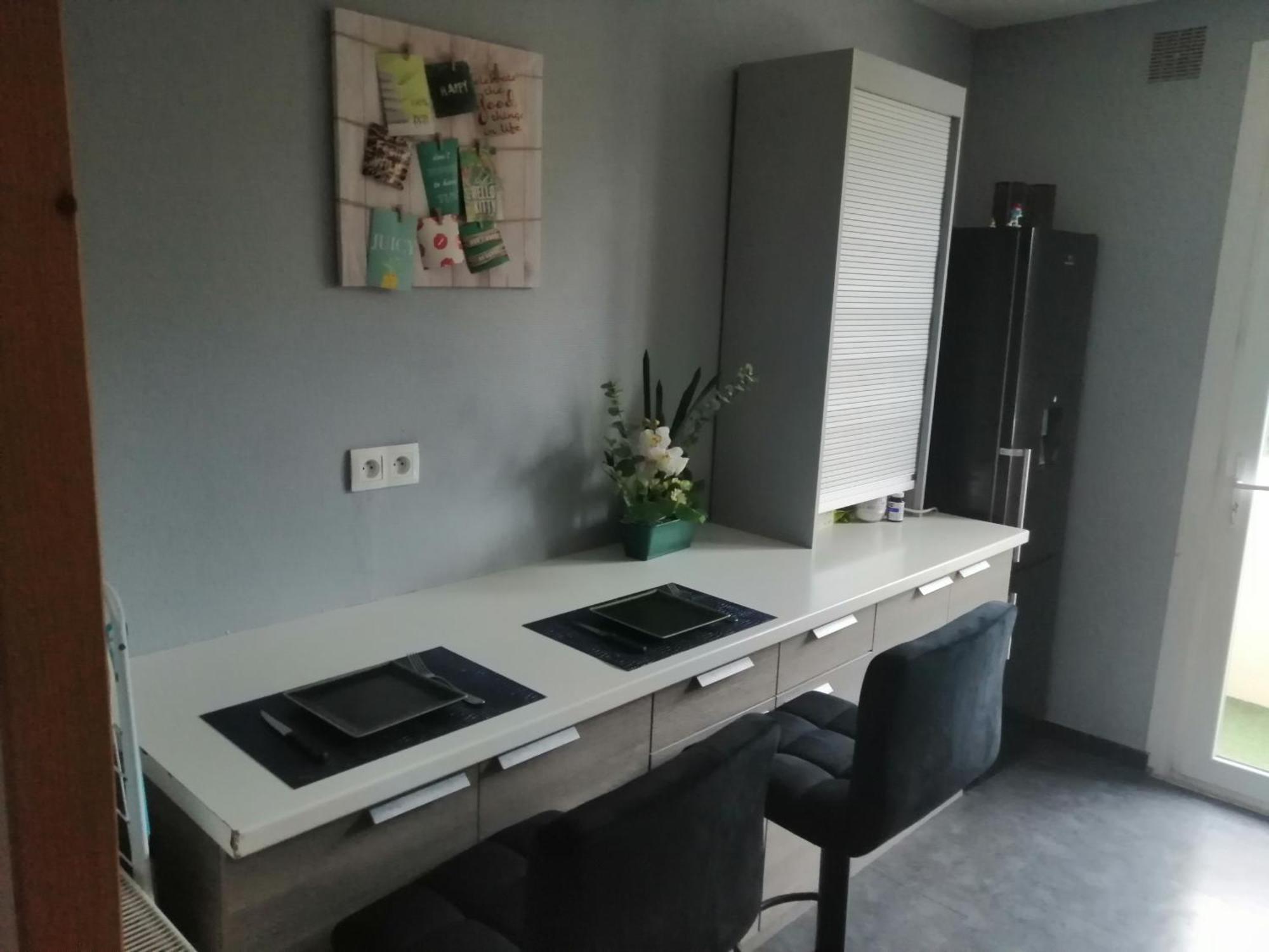 Chambre Dans Appartement A 尼奥尔 外观 照片