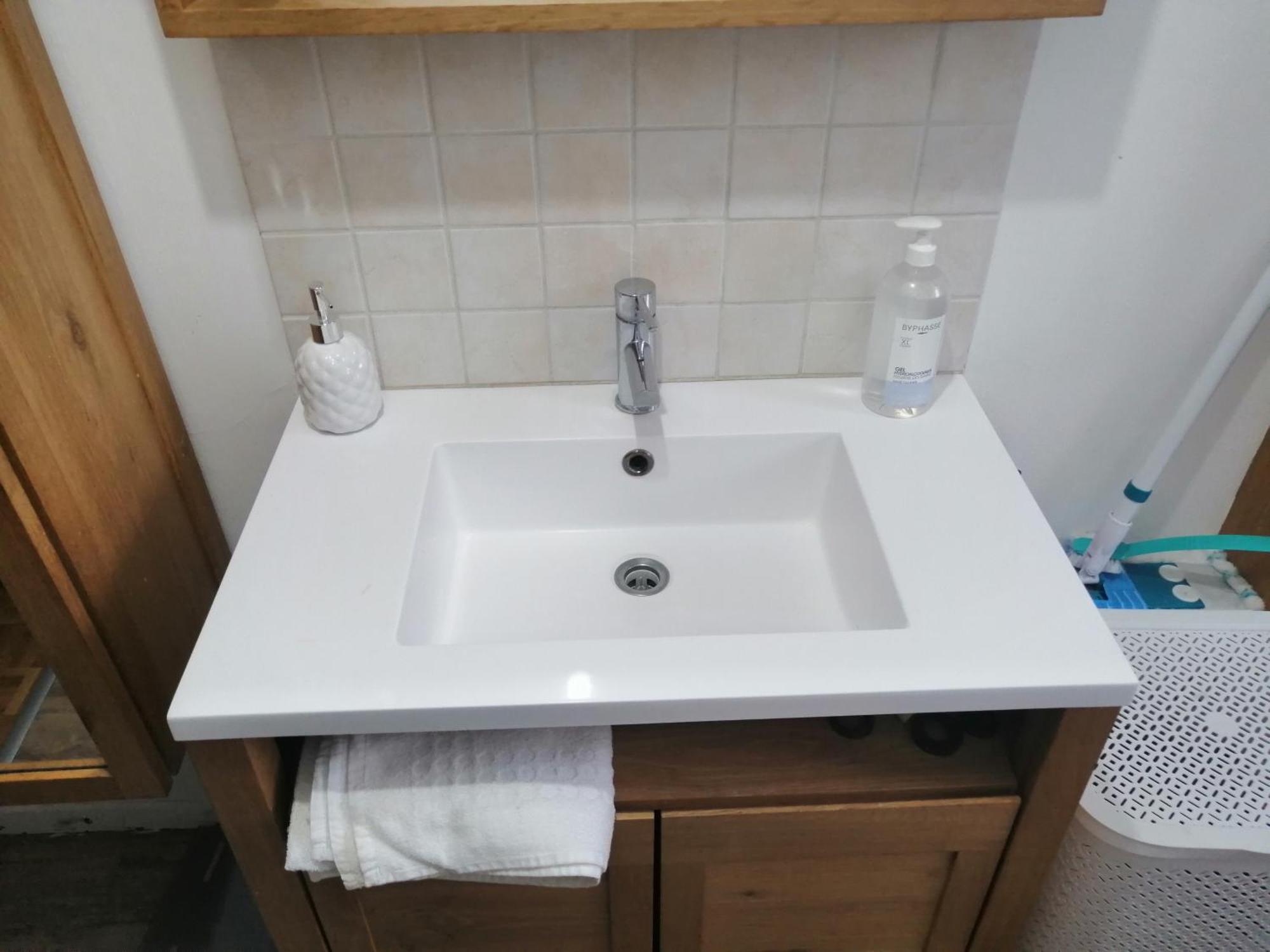 Chambre Dans Appartement A 尼奥尔 外观 照片