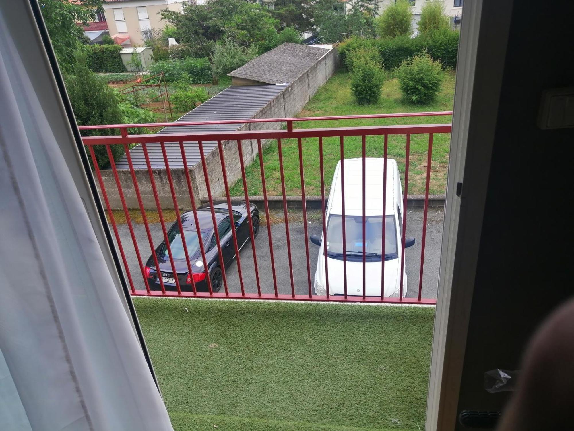 Chambre Dans Appartement A 尼奥尔 外观 照片